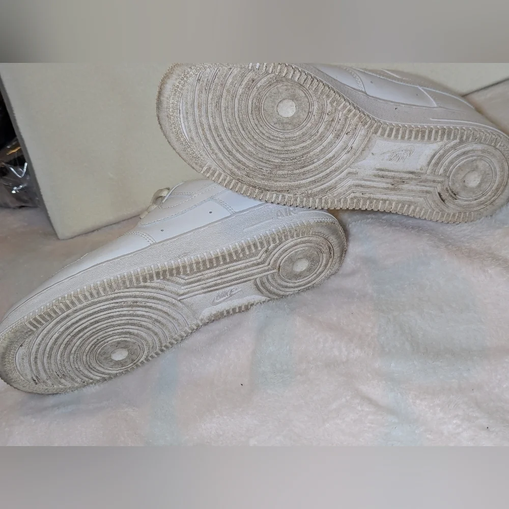 Nike Air Force One 1 Low Top White Size 9